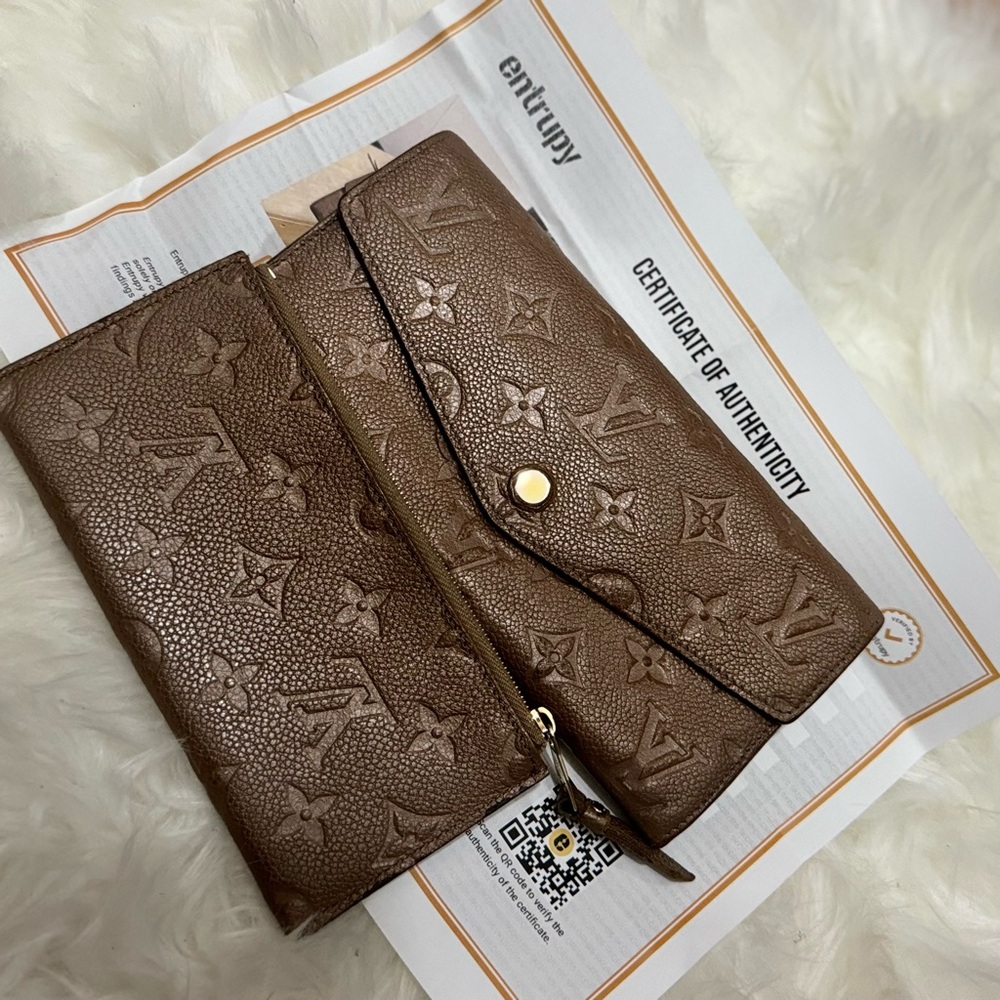 📌Louis Vuitton Empriente Curieuse wallet